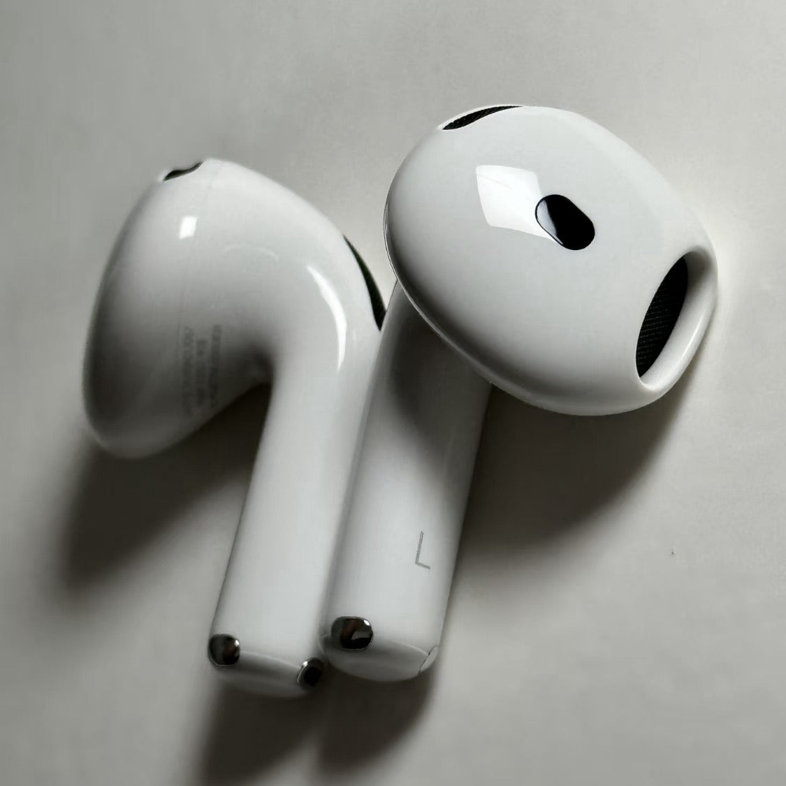 Apple air pod 4 with noise cancellation